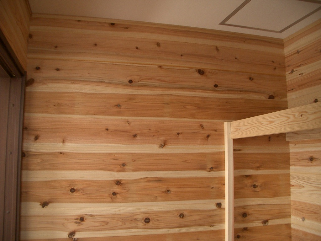 地元の木材を使った注文住宅：自然素材のあたたかい家