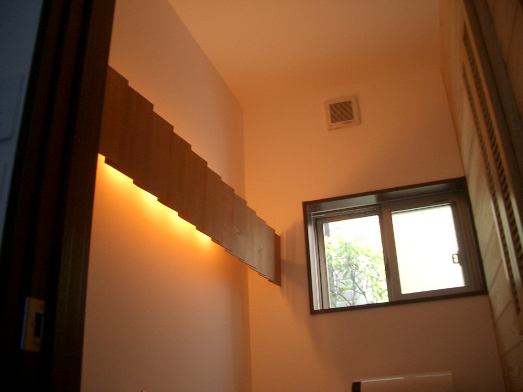 地元の木材を使った注文住宅：自然素材のあたたかい家