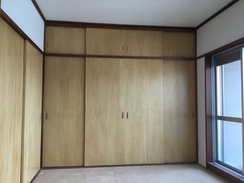 アパート建具交換工事:折れ戸の交換が多いですが…(静岡市葵区)