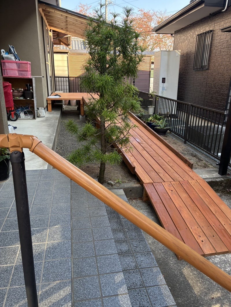 【ウッドデッキ・スロープ施工】車いすでの移動負担を軽減するバリアフリー改修（静岡市葵区）